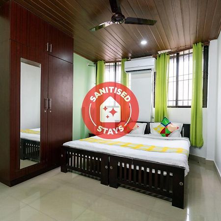 Oyo Home 49697 Aj Apartments Kochi Eksteriør billede