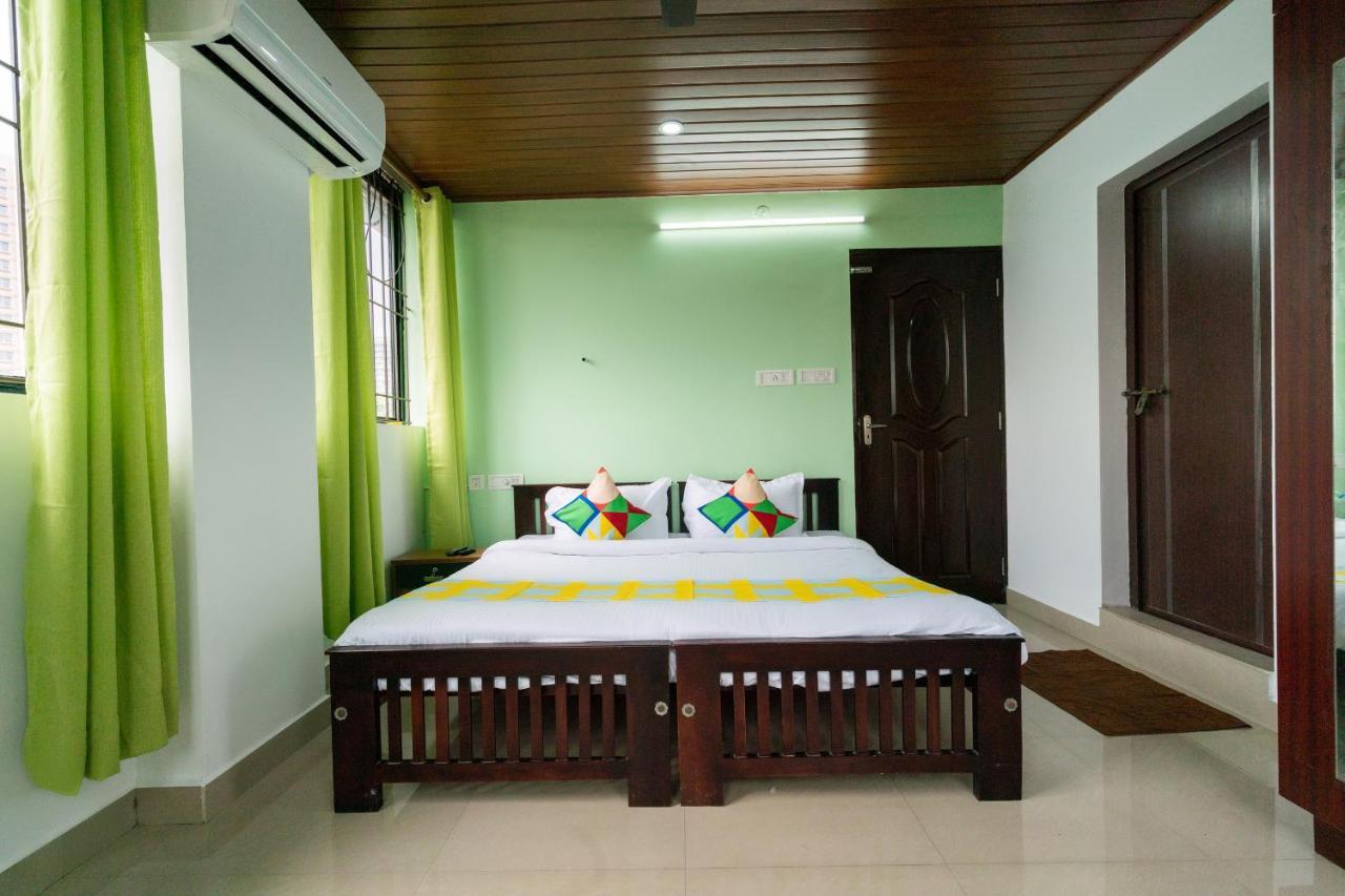 Oyo Home 49697 Aj Apartments Kochi Eksteriør billede