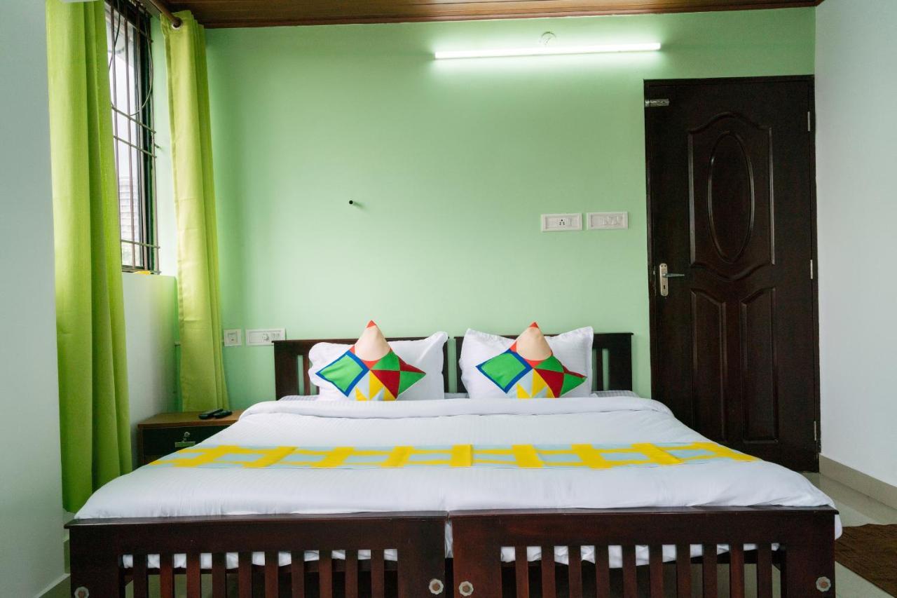 Oyo Home 49697 Aj Apartments Kochi Eksteriør billede